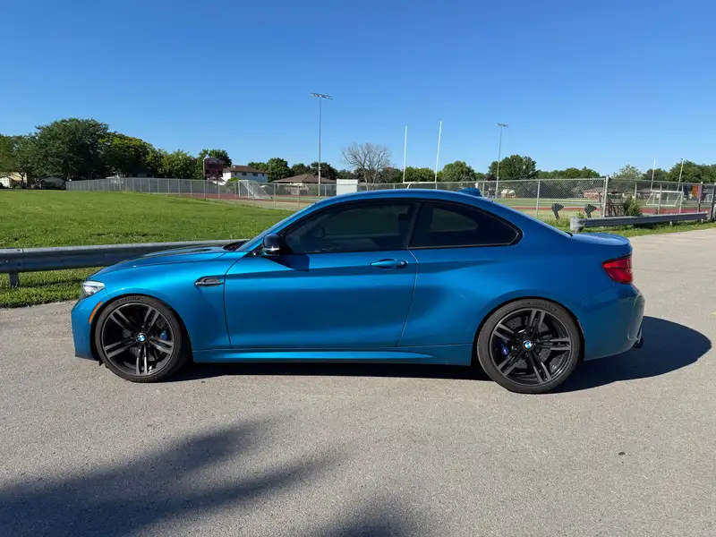 2018 BMW M2, modrá, 75 000 km, dovoz Kanada — foto 4 z 12