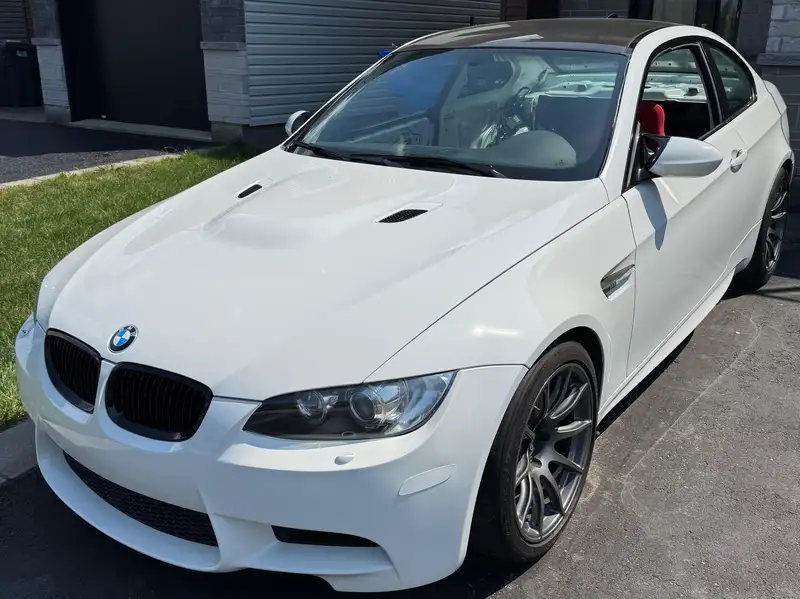 2011 BMW M3 E92 M3 2011, bílá, 186 000 km, dovoz Kanada — foto 3 z 10