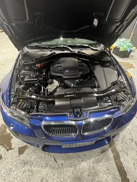 2012 BMW M3 2dr Conv, 82 658 km, dovoz Kanada — foto 5 z 11
