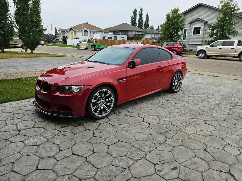 2008 BMW M3 E92 M3, červená, 158 000 km, dovoz Kanada — foto 2 z 12