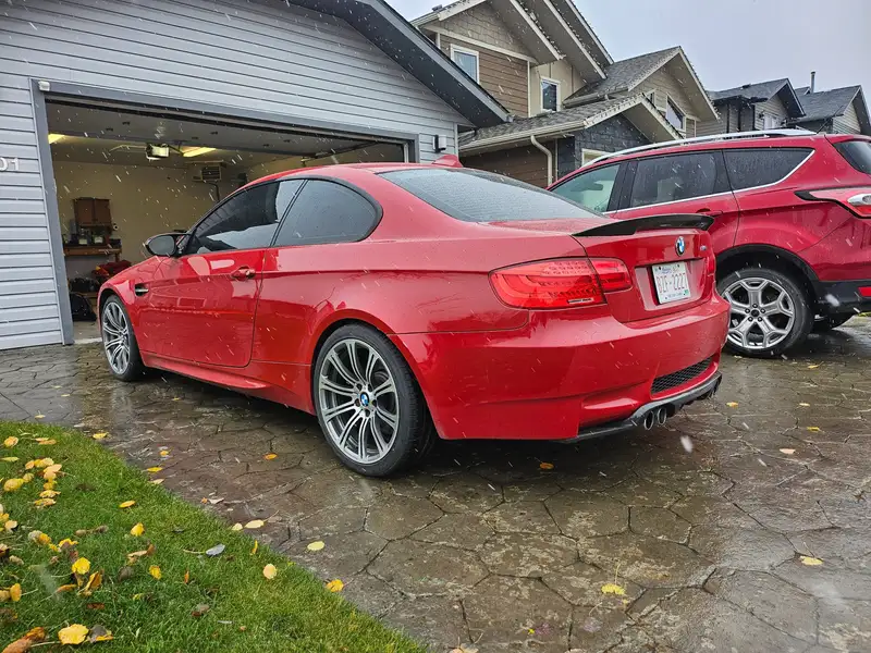 2008 BMW M3 E92 M3, červená, 158 000 km, dovoz Kanada — foto 4 z 12