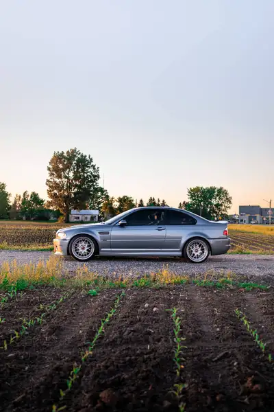 2003 BMW M3, šedá, 108 000 km, dovoz Kanada — foto 9 z 11