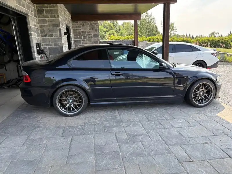 2003 BMW M3, 160 000 km, dovoz Kanada — foto 8 z 10