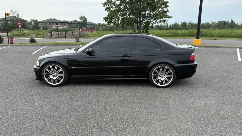 BMW M3, 219 974 km, dovoz Kanada — foto 6 z 12