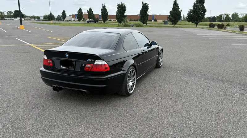 BMW M3, 219 974 km, dovoz Kanada — foto 8 z 12
