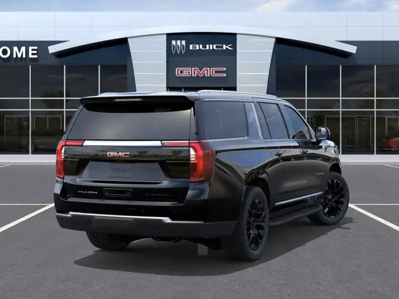 2026 GMC Yukon Elevation, černá, 6 km, dovoz Kanada — foto 4 z 12
