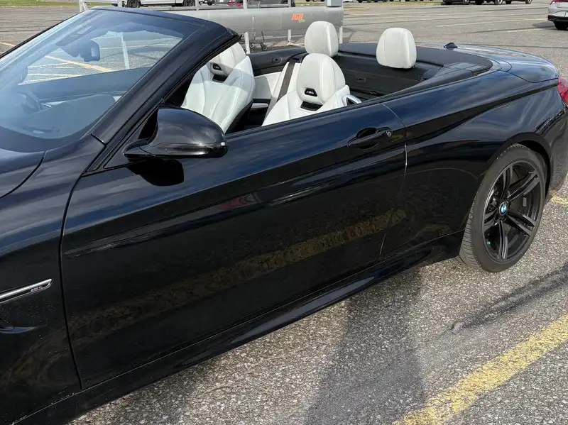 2018 BMW M4, černá, 66 000 km, dovoz Kanada — foto 5 z 8