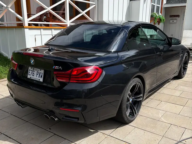 2018 BMW M4, černá, 66 000 km, dovoz Kanada — foto 8 z 8