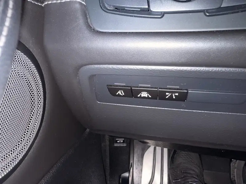 2016 BMW M4 2dr Conv, 155 000 km, dovoz Kanada — foto 11 z 12
