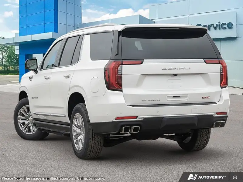 2026 GMC Yukon Denali, bílá, 8 km, dovoz Kanada — foto 4 z 10