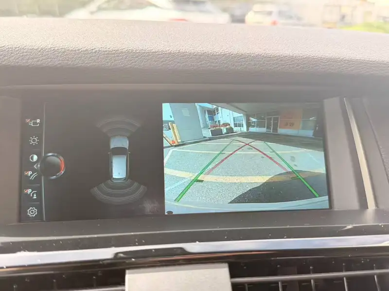 2017 BMW X3 xDrive, 122 400 km, dovoz Kanada — foto 6 z 12