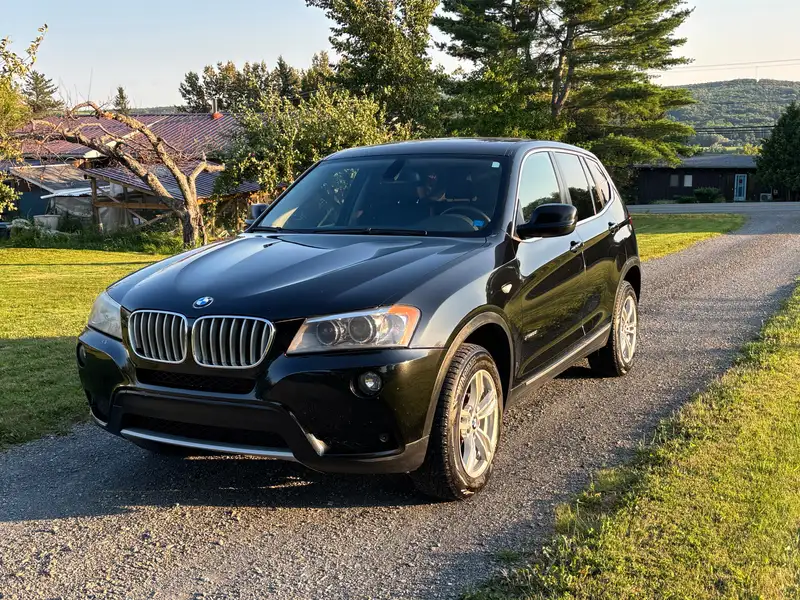 2011 BMW X3, černá, 257 000 km, dovoz Kanada — foto 2 z 12