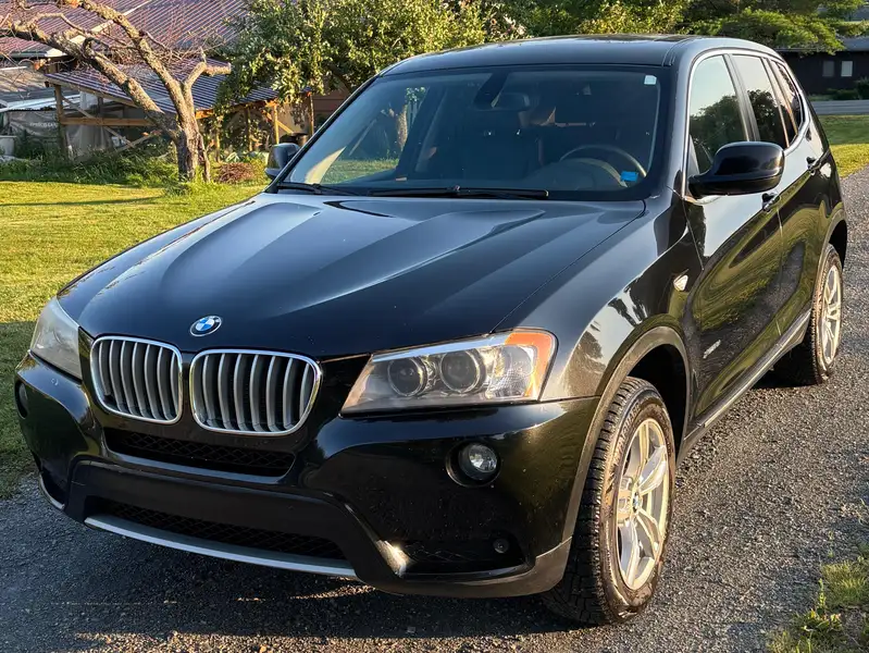 2011 BMW X3, černá, 257 000 km, dovoz Kanada — foto 3 z 12
