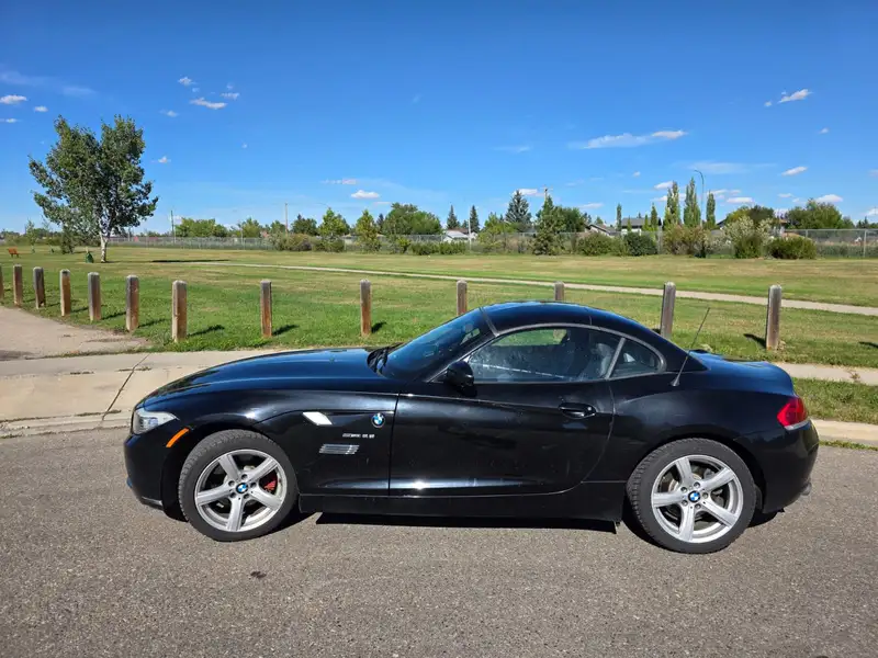 2012 BMW Z4 sDrive, černá, 105 000 km, dovoz Kanada — foto 4 z 9