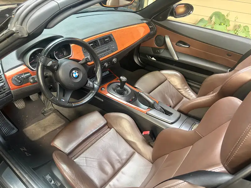 2006 BMW Z4, černá, 121 500 km, dovoz Kanada — foto 4 z 5