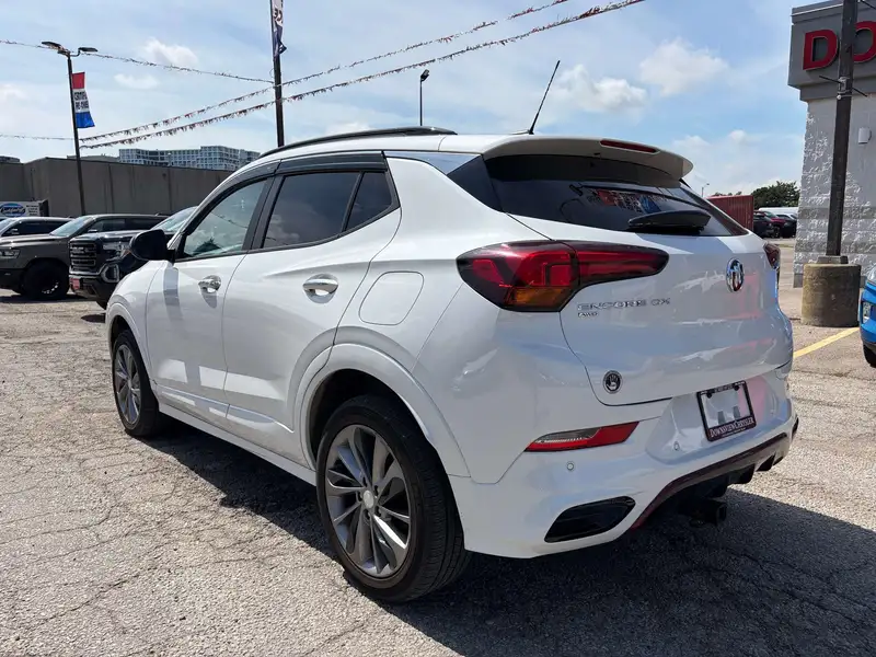 2020 Buick Encore Select, bílá, 146 845 km, dovoz Kanada — foto 8 z 12