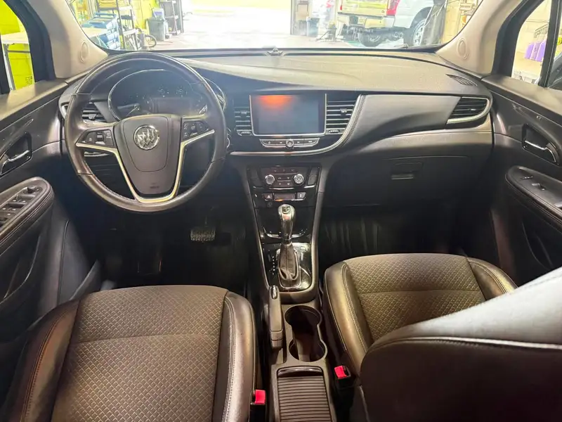 2017 Buick Encore Preferred, černá, 55 719 km, dovoz Kanada — foto 10 z 12