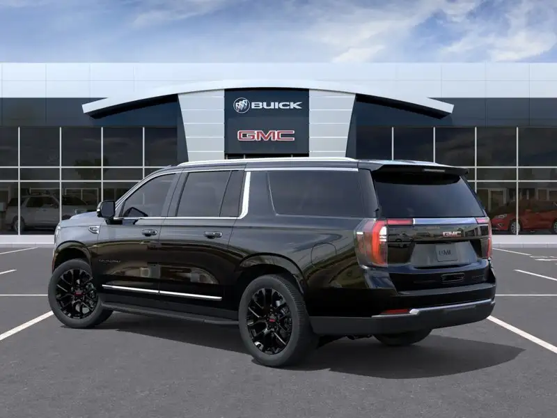 2026 GMC Yukon Elevation, černá, 10 km, dovoz Kanada — foto 3 z 6