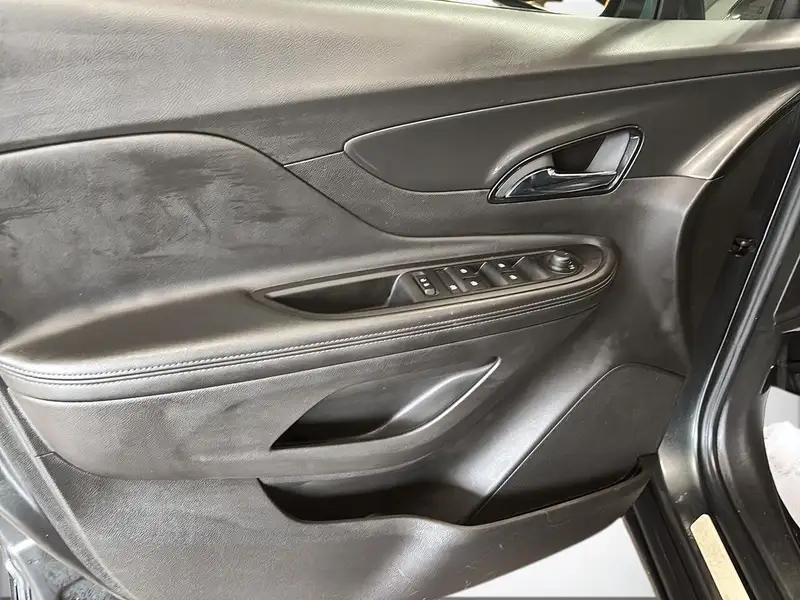 2018 Buick Encore UNKNOWN, šedá, 165 436 km, dovoz Kanada — foto 11 z 12