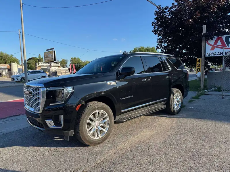 2023 GMC Yukon SLT, černá, 14 980 km, dovoz Kanada — foto 1 z 12 2023 GMC Yukon SLT, černá, 14 980 km, dovoz Kanada — foto 1 z 12