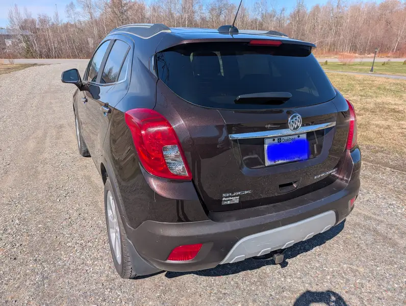 2016 Buick Encore TI, hnědá, 133 800 km, dovoz Kanada — foto 3 z 12