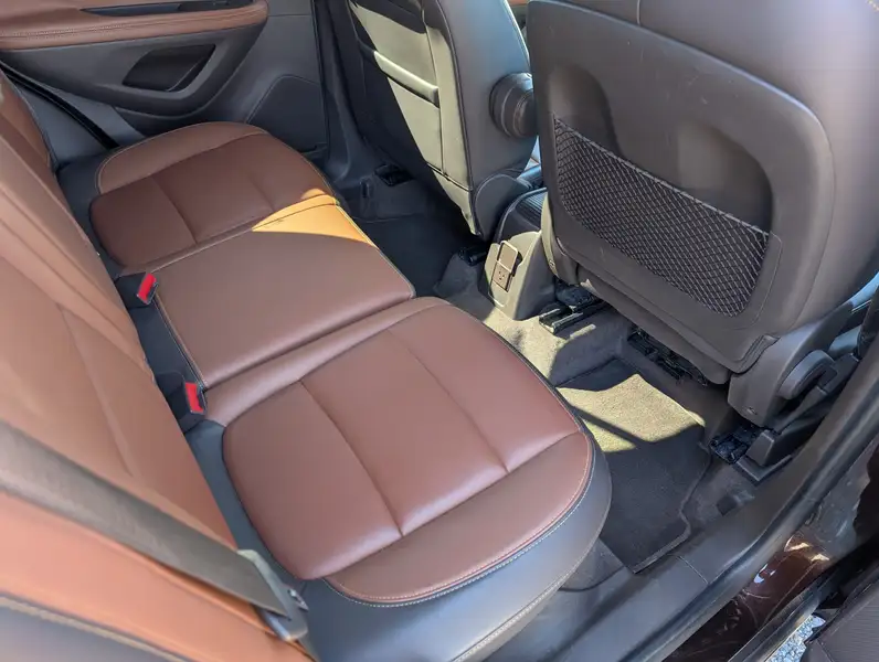 2016 Buick Encore TI, hnědá, 133 800 km, dovoz Kanada — foto 9 z 12