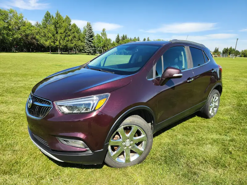 2017 Buick Encore Essence, 193 357 km, dovoz Kanada — foto 2 z 12