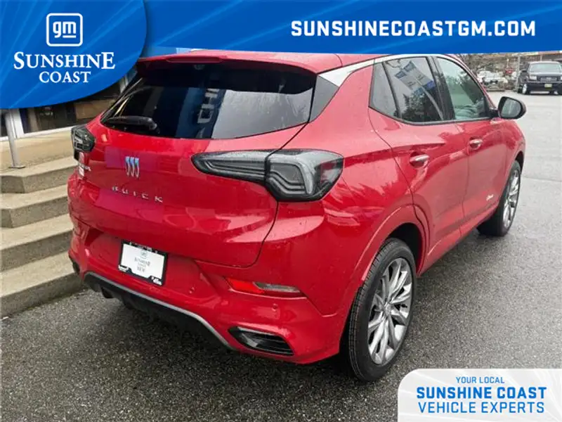 2026 Buick Encore Avenir, červená, 11 km, dovoz Kanada — foto 6 z 12