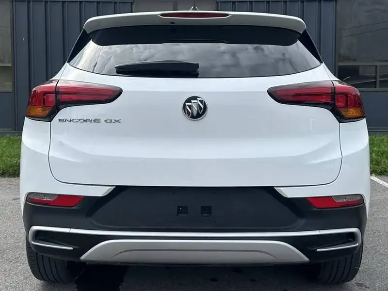 2020 Buick Encore Preferred, bílá, 36 607 km, dovoz Kanada — foto 5 z 12