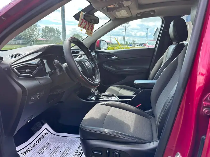 2020 Buick Encore Select, červená, 119 100 km, dovoz Kanada — foto 6 z 12