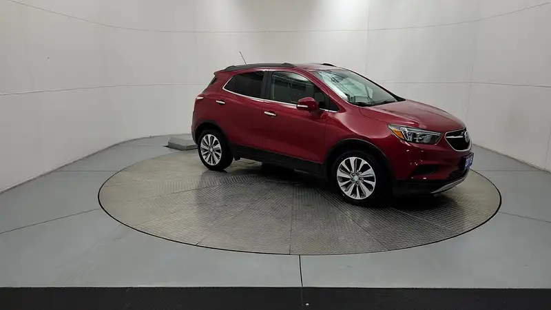 2018 Buick Encore PREFERRED, červená, 46 709 km, dovoz Kanada — foto 2 z 12