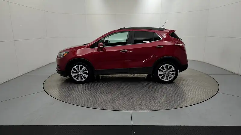 2018 Buick Encore PREFERRED, červená, 46 709 km, dovoz Kanada — foto 5 z 12