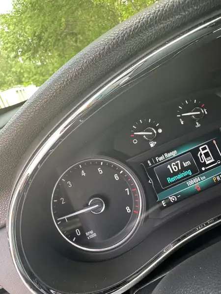 2018 Buick Encore Preferred, 106 000 km, dovoz Kanada — foto 3 z 7