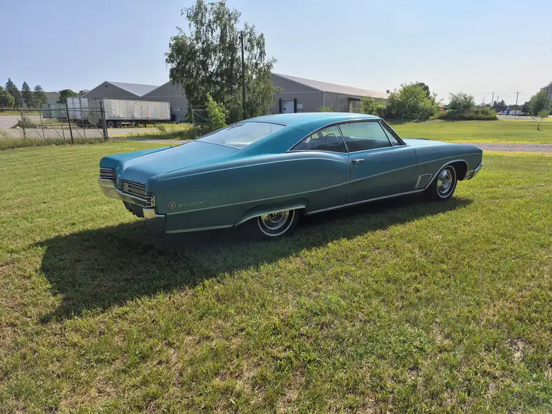 1968 Buick Roadmaster, modrá, 12 476 km, dovoz Kanada — foto 5 z 10