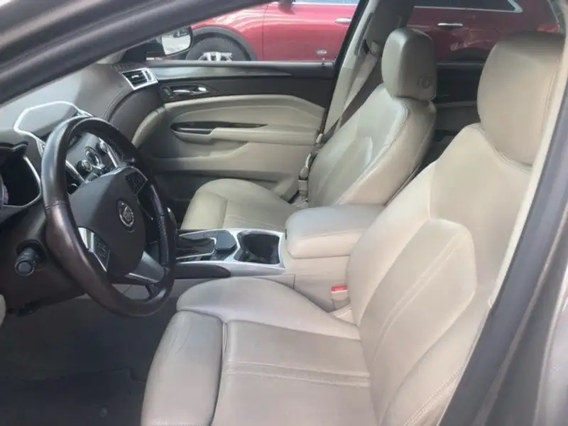 2012 Cadillac SRX Base, šedá, 154 359 km, dovoz Kanada — foto 4 z 8