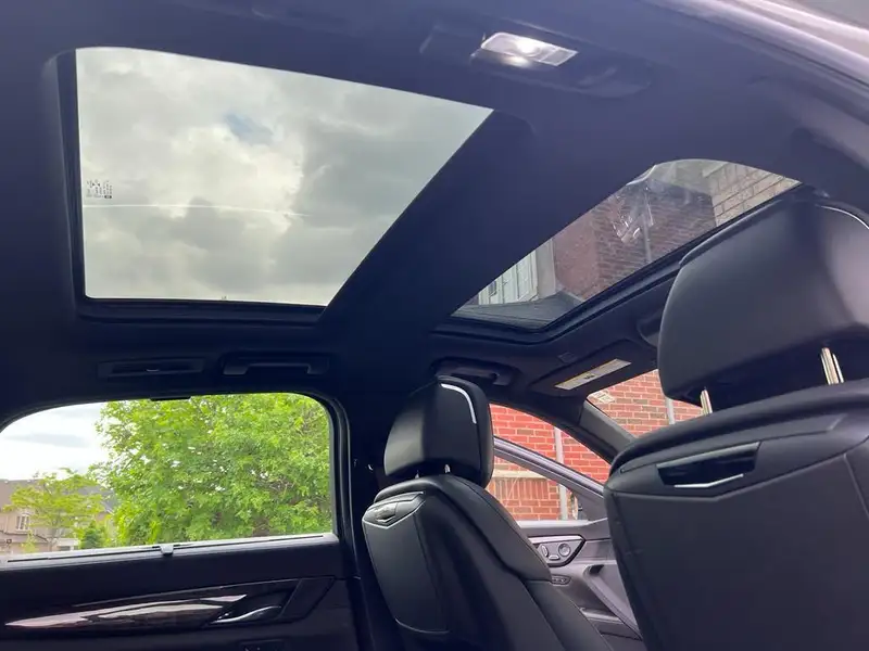 2016 Cadillac CT6, šedá, 140 000 km, dovoz Kanada — foto 2 z 12