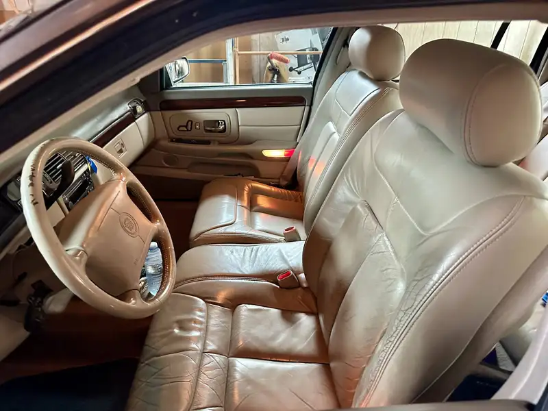 1999 Cadillac Deville d/elegance, šedá, 163 000 km, dovoz Kanada — foto 5 z 6