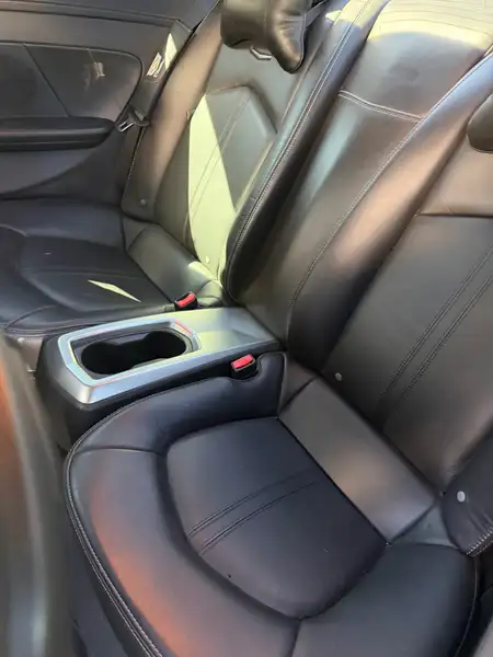 2011 Cadillac CTS Performance, 200 000 km, dovoz Kanada — foto 7 z 12