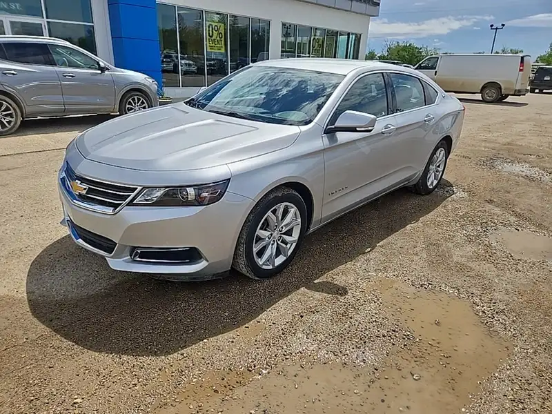 2017 Chevrolet Impala 1LT, stříbrná, 104 296 km, dovoz Kanada — foto 2 z 12
