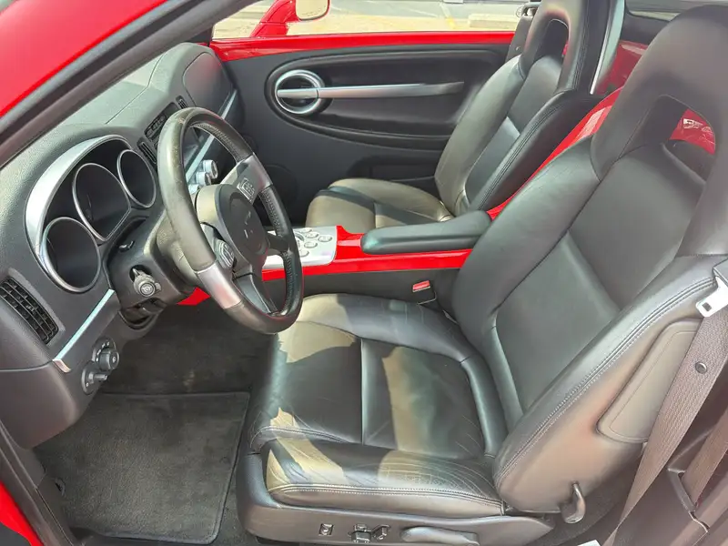 2004 Chevrolet SSR, červená, 78 989 km, dovoz Kanada — foto 12 z 12