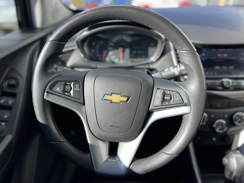 2021 Chevrolet Trax LT | Command Start | Reverse Camera, černá, 114 166 km, dovoz Kanada — foto 10 z 12