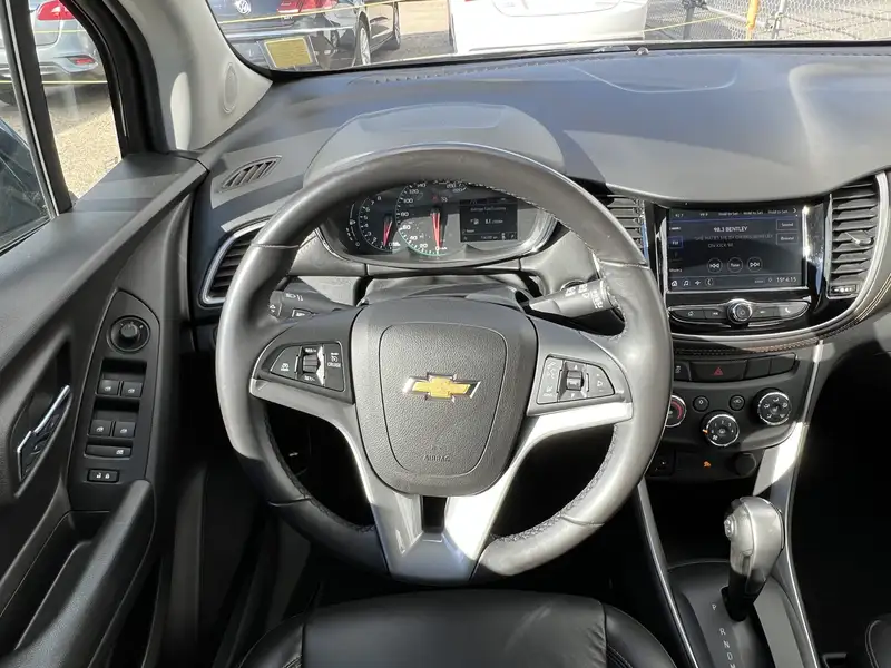 2021 Chevrolet Trax LT | Command Start | Reverse Camera, černá, 114 166 km, dovoz Kanada — foto 11 z 12