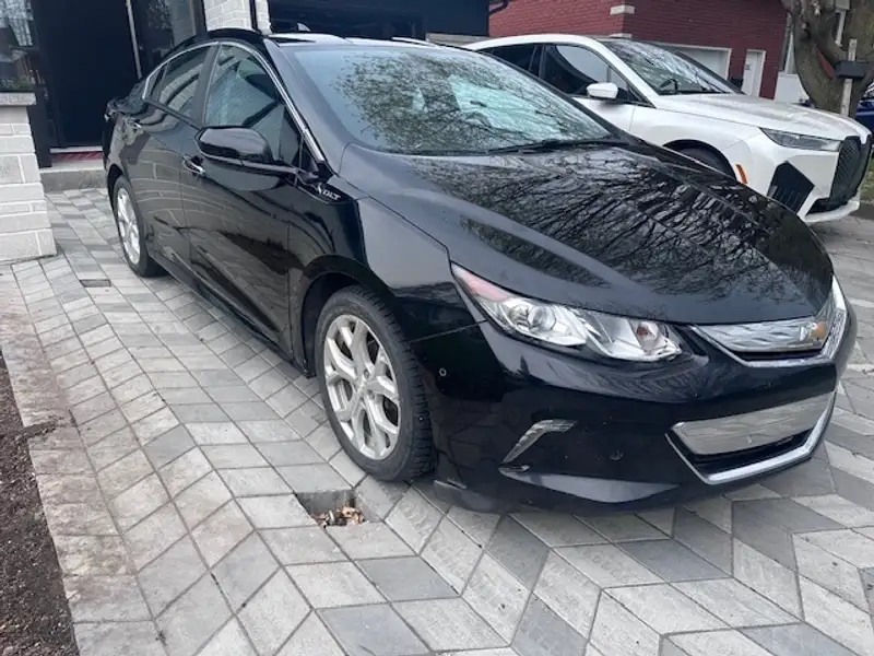 2017 Chevrolet Volt, černá, 198 455 km, dovoz Kanada — foto 5 z 12