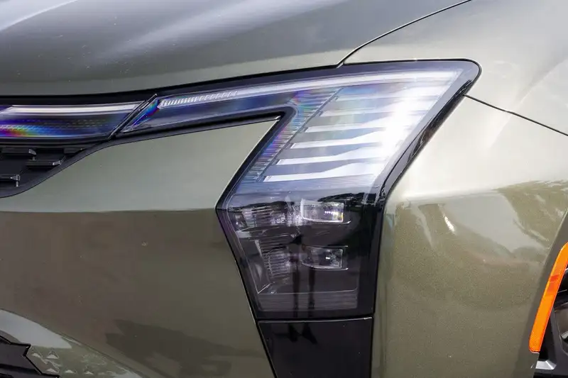 2027 Chrysler Pacifica SELECT, šedá, 50 km, dovoz Kanada — foto 7 z 12