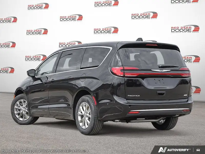2026 Chrysler Pacifica Select, černá, 530 km, dovoz Kanada — foto 4 z 12