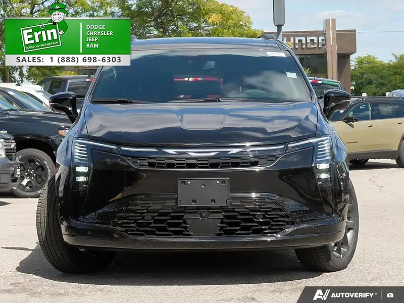 2027 Chrysler Pacifica, černá, dovoz Kanada — foto 2 z 12