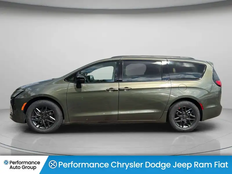 2027 Chrysler Pacifica Select, šedá, dovoz Kanada — foto 8 z 12