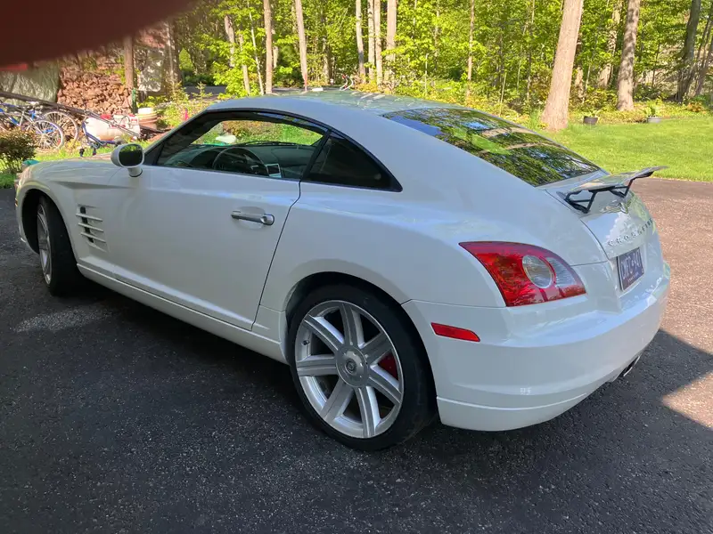2004 Chrysler Crossfire, bílá, 139 300 km, dovoz Kanada — foto 9 z 9