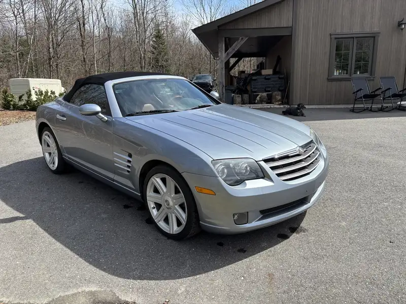 2005 Chrysler Crossfire, stříbrná, 119 244 km, dovoz Kanada — foto 2 z 11