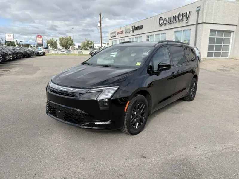 2027 Chrysler Pacifica Select, černá, 21 km, dovoz Kanada — foto 8 z 12